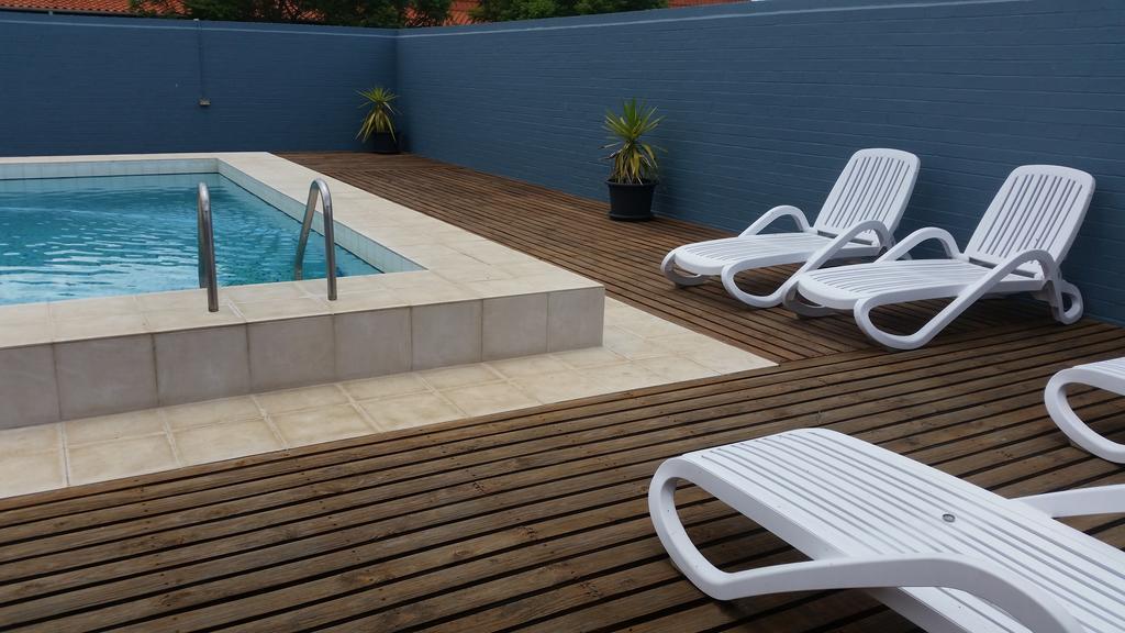 Dongara Hotel Motel Bagian luar foto