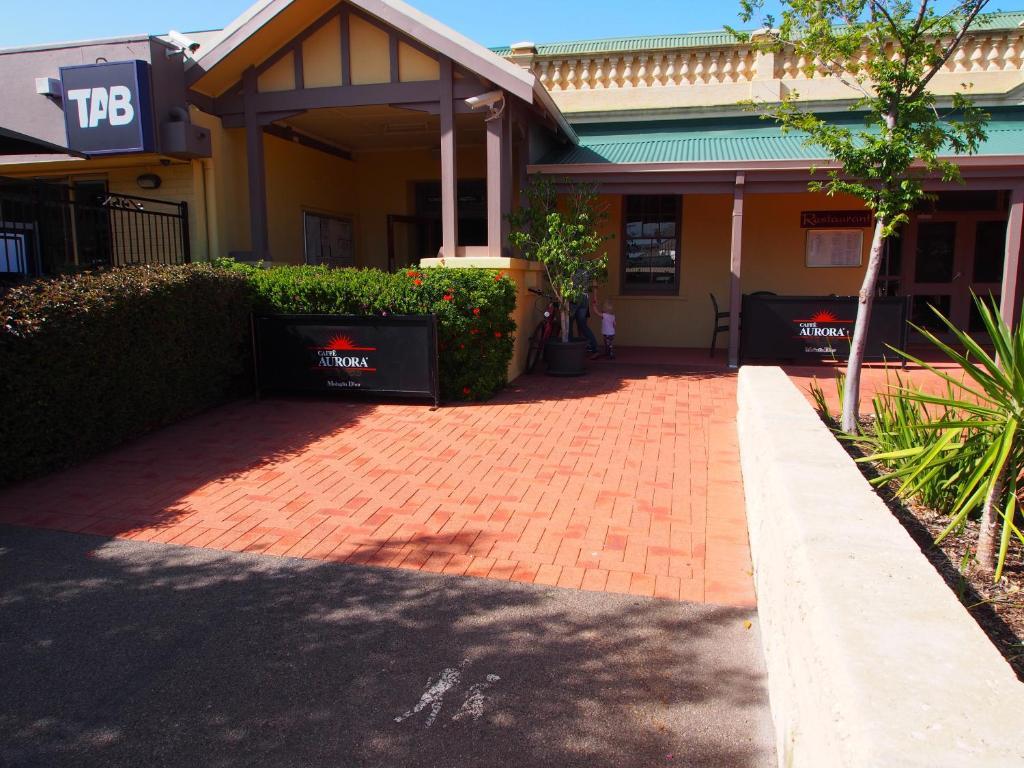 Dongara Hotel Motel Bagian luar foto